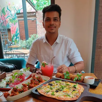 Tanishq /Food Photographer ๐ profile