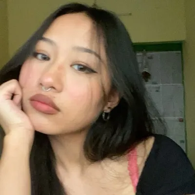 Numi🌼 profile