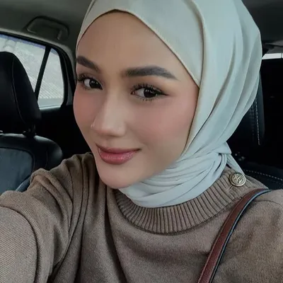 مارني زين profile