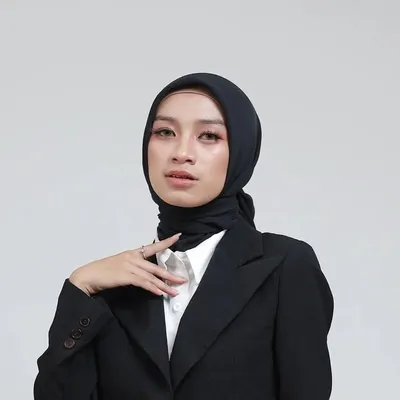 Nurul Syamsi | MC Makassar | Model profile