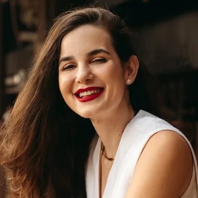 Jéssica Ribeiro | Nutricionista e Terapeuta Nutricional profile