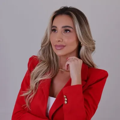 Fernanda Lucas - Nutricionista Funcional Integrativa profile