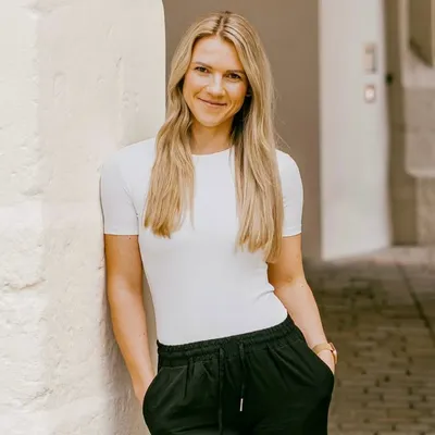 Sabrina 🙋🏼♀️ Ernährungs- & Sportwissen✨ profile