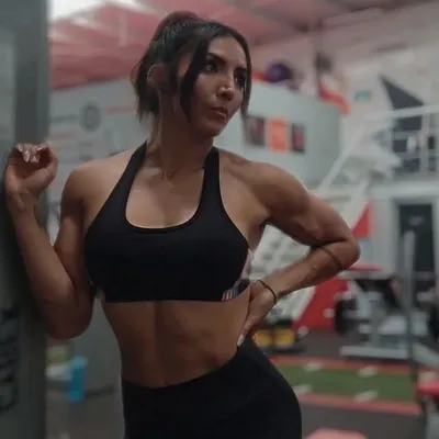Fernanda Aguilar | Nutrición & Fuerza Femenina profile