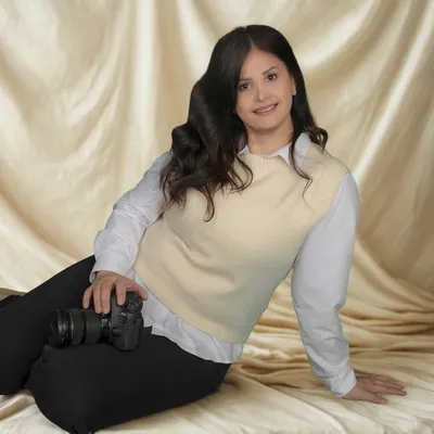 Lara B safa/Nuvo Snap Photography profile