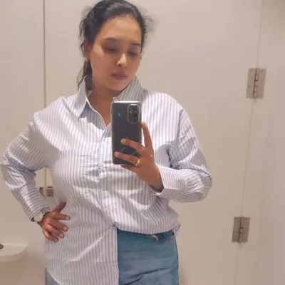 Dr. Nuzhat Khan profile