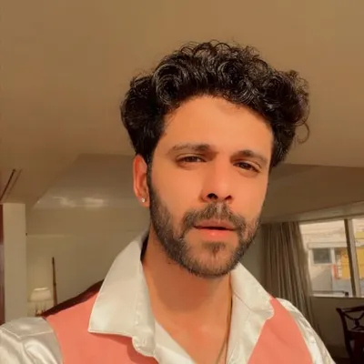Ocean Sharma profile