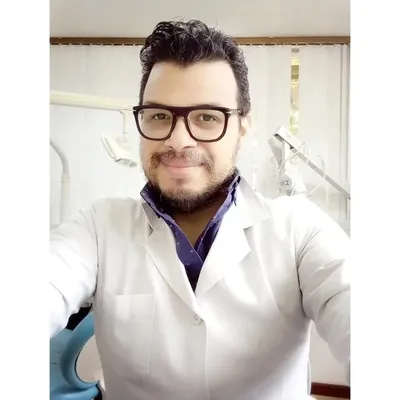 Od. Luis Marcano - Odontólogo | Odontología Estética profile