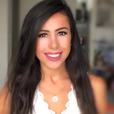 Özlem Ha profile