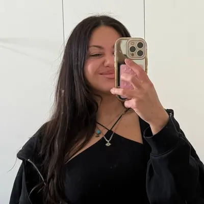 Özlem profile