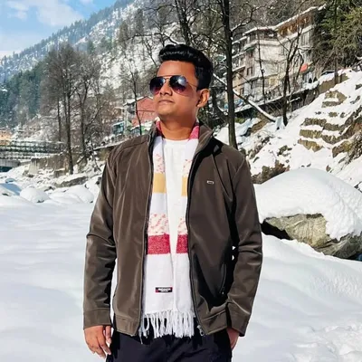 Ravi Ranjan profile