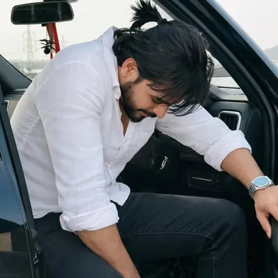 Priyanshu Chouhan⚡️ profile