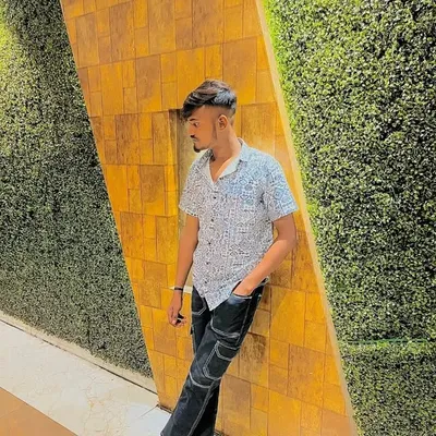 ๐ Shivam ๐ profile