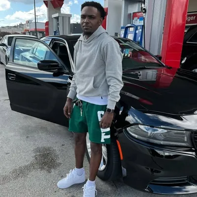 AQUILLE CARR profile