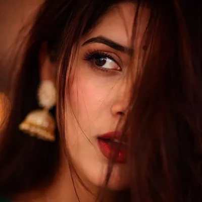 Neha Singh profile