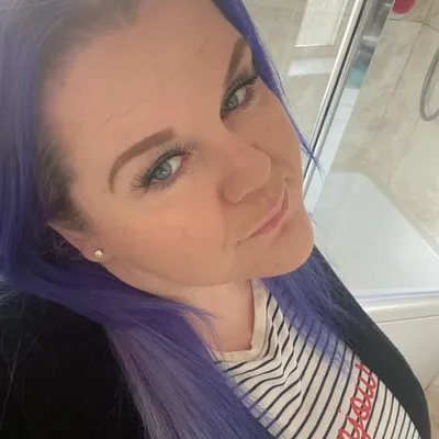 Official_curvybabe_elle profile