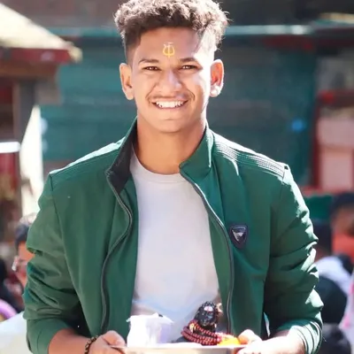 Ritik Bhatt profile