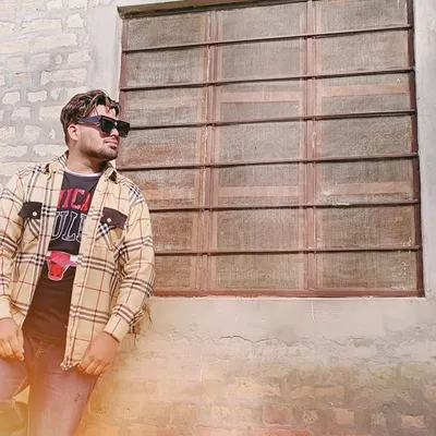 ਗੁੰਮਨਾਮ ਕਲਾਕਾਰ🎤🎶 ਪੰਜਾਬੀ ਸਿੰਗਰ profile