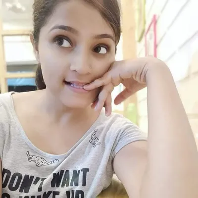 Simran Malhotra profile