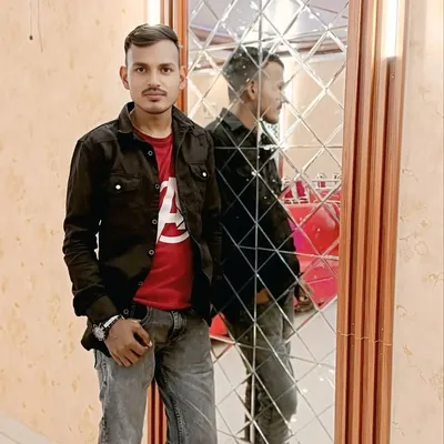 Sujeet Chauhan profile