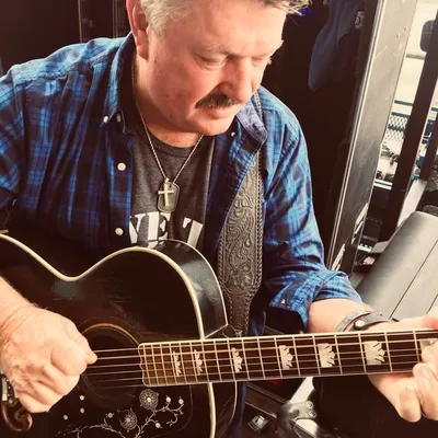 Joe Diffie profile
