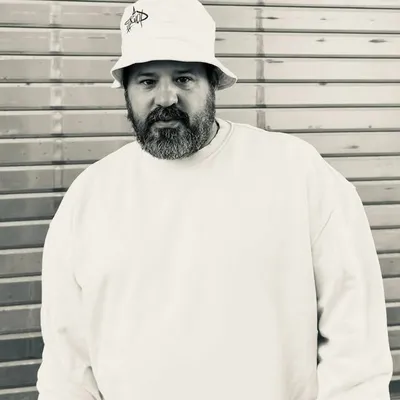 MC RENE profile