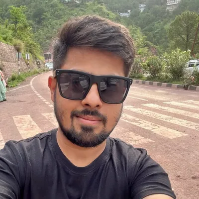 Chahat Bhalla profile