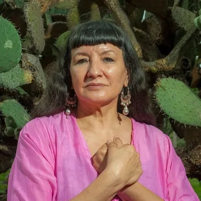 Sandra Cisneros profile