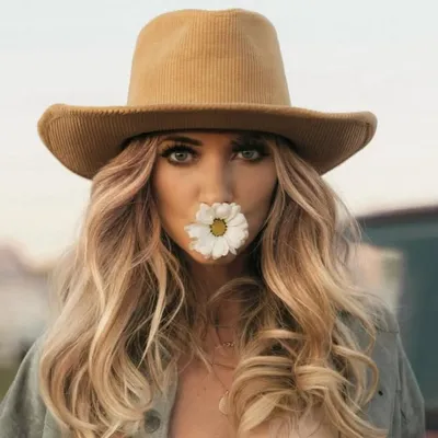 Sarah Darling profile