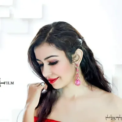 Shruti Arora profile