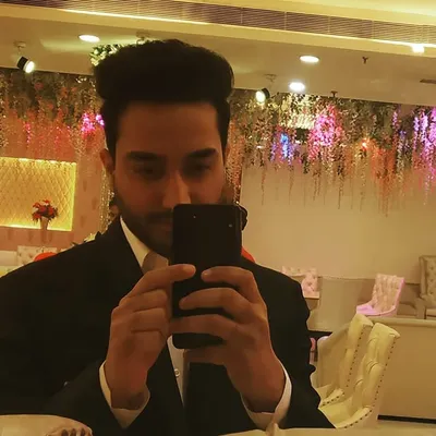 Sunil Parashar profile