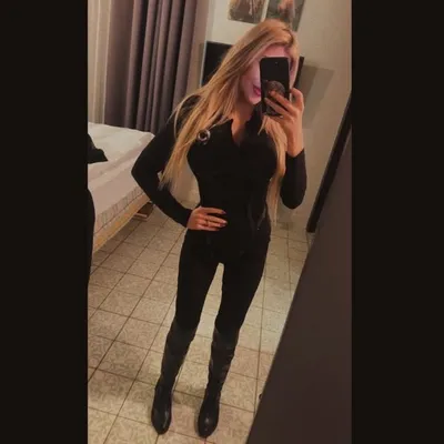 Laura profile