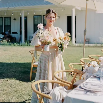 Tanya Barbariol - Floral Styling | Events | Education profile