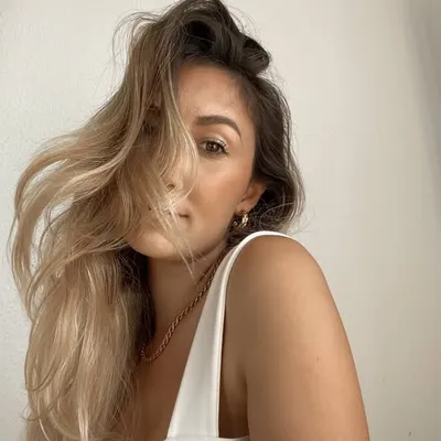 julia. profile