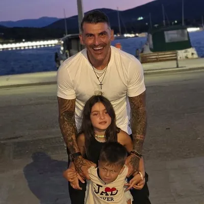 kostas oikonomou profile