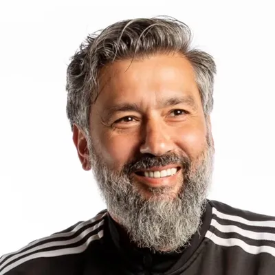 Oka Nikolov profile