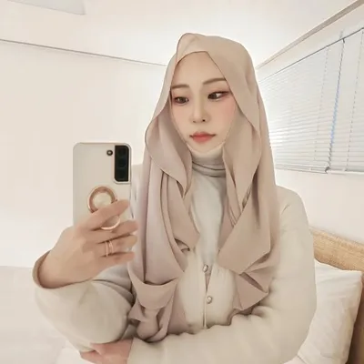 Bora Song 송보라 profile