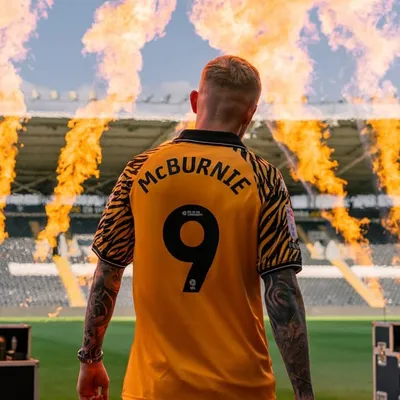Oli McBurnie profile