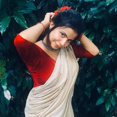 Manju Maneeshi PV🥀 profile
