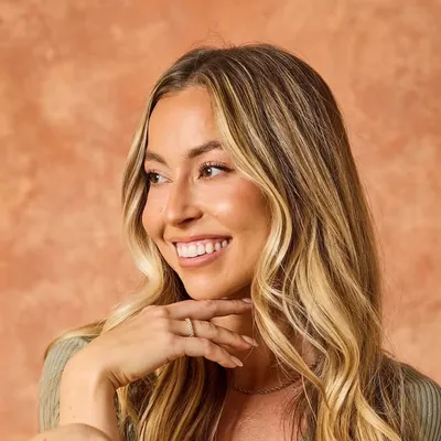 Olivia Adriance ♡ profile
