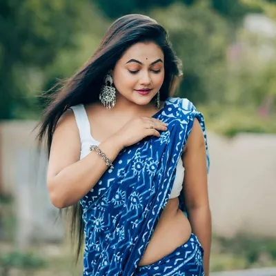 Olivia Mukherjee profile