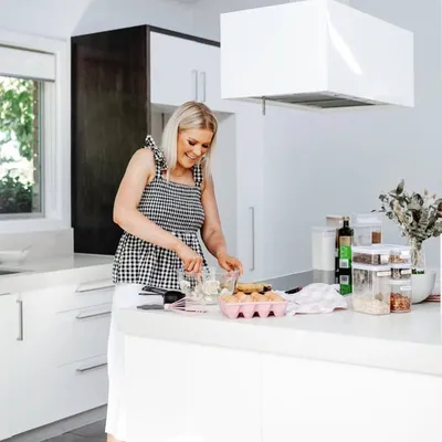 olivia young | dietitian profile
