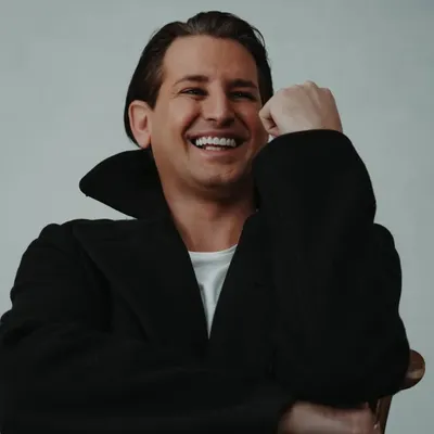 Ollie Locke (Locke-Locke) profile
