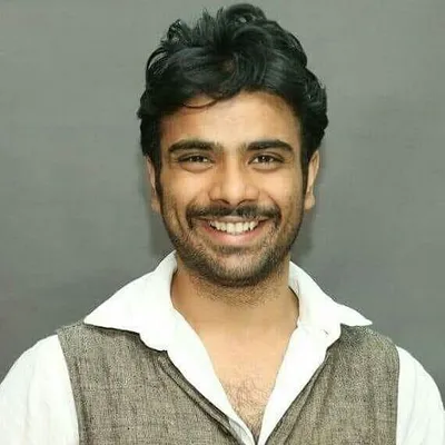 ओम भुतकर ( चाहता वर्ग ) profile