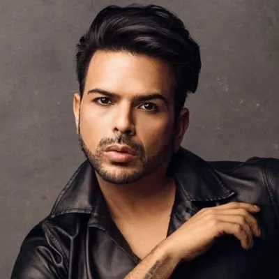 Omar Linares profile