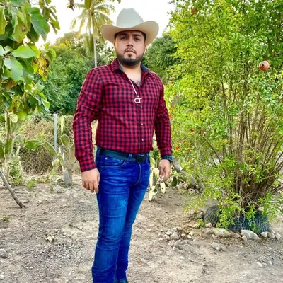 Omar Tapia ๐ต Cantante | compositor | acordeonista profile