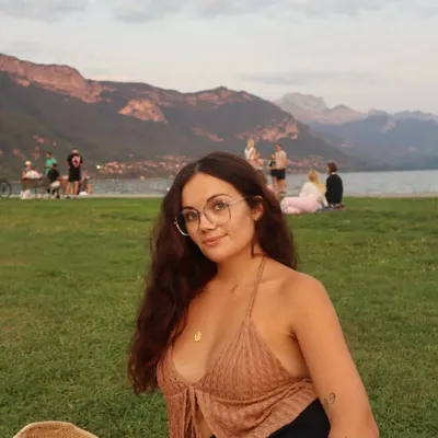 Ombeline 🤠 profile