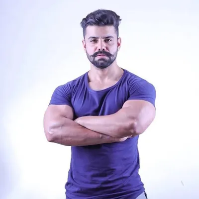 Omer shahid profile
