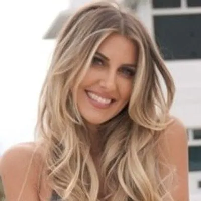 Olivia Thompson Blonde Specialist
