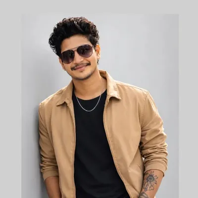 ओंकार गावडे 🎭 profile
